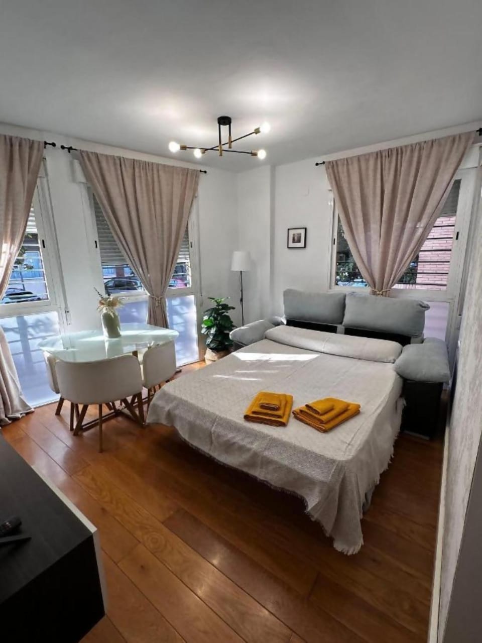 Bed, Living room, Photo of the whole room