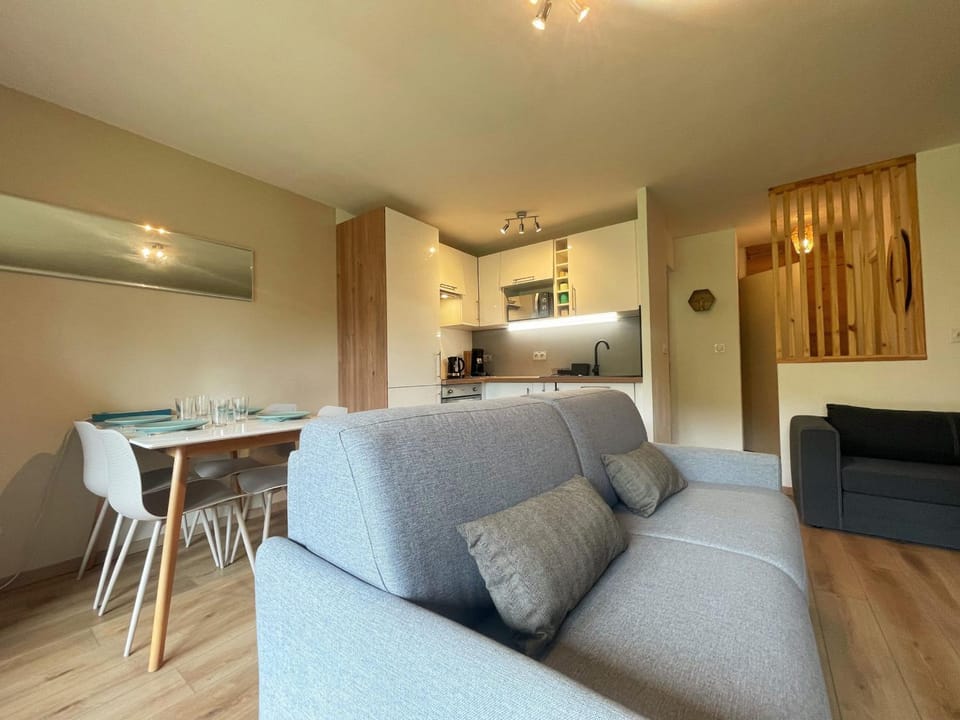 Studio rénové proche centre Samoëns avec balcon et proximité ski-bus - FR-1-624-159 Apartment in Samoëns