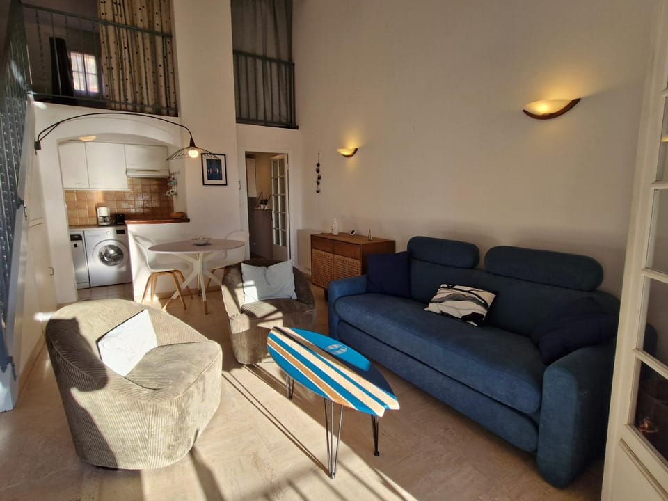Appartement avec mezzanine et piscine, animaux acceptés, parking privé à Sainte-Maxime - FR-1-780-81 Apartment in Sainte-Maxime