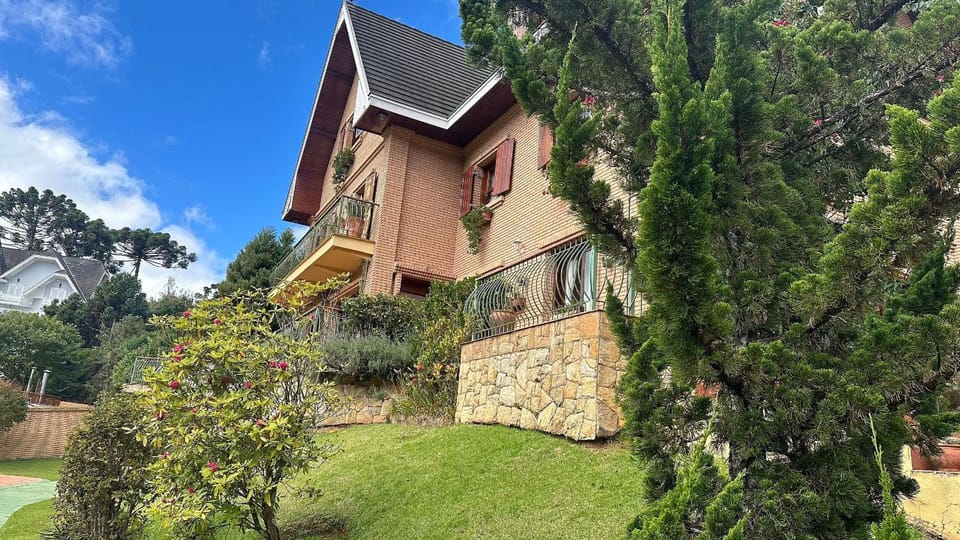 Mansão dos Alpes em Campos do Jordão House in Campos do Jordão