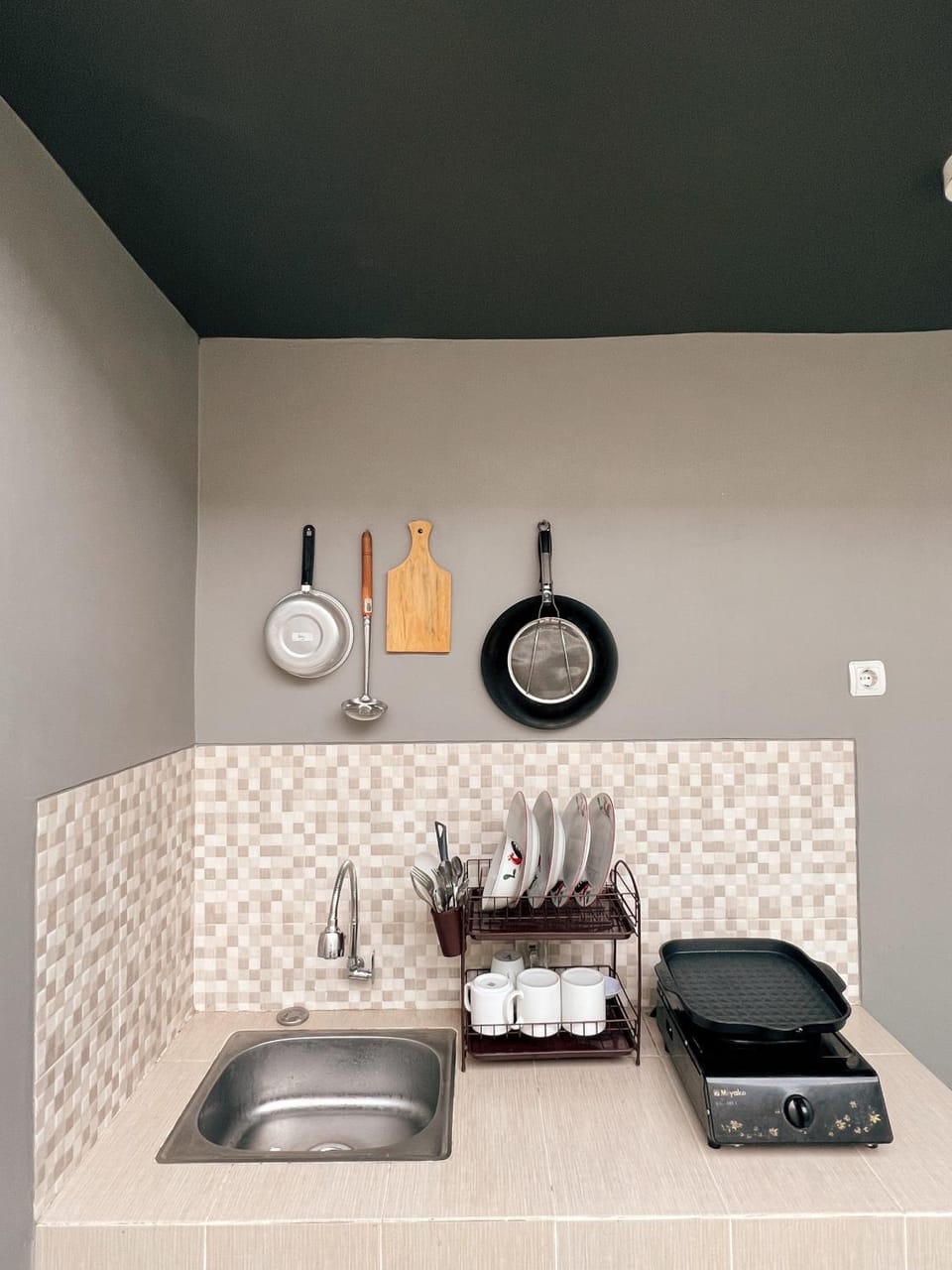Kitchen or kitchenette, Kitchen or kitchenette, stove