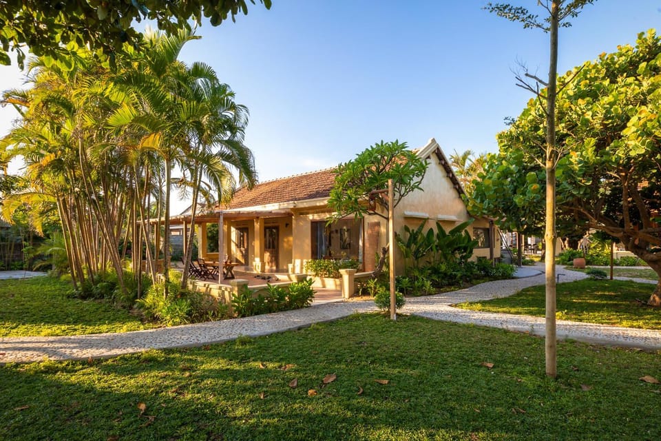 Property building, Restaurant/places to eat, Natural landscape, Garden