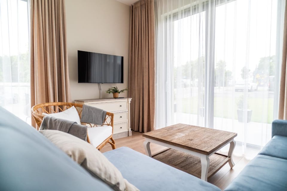 Apartament Amber & Calm Euronia II Apartment in Miedzyzdroje