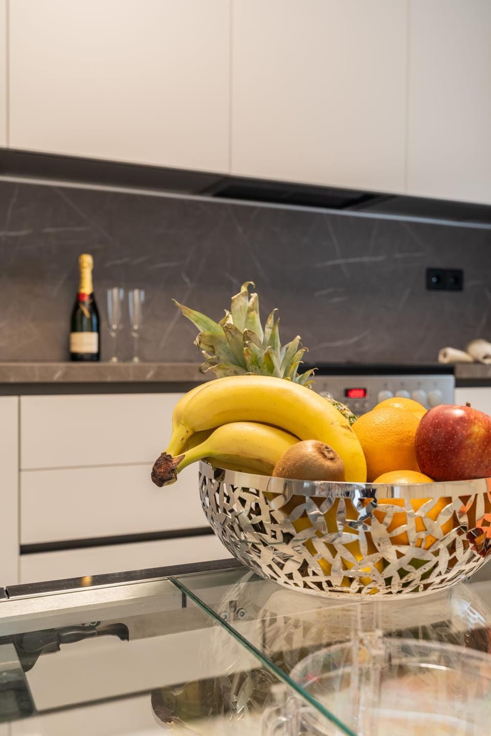 Kitchen or kitchenette, Food and drinks, Food