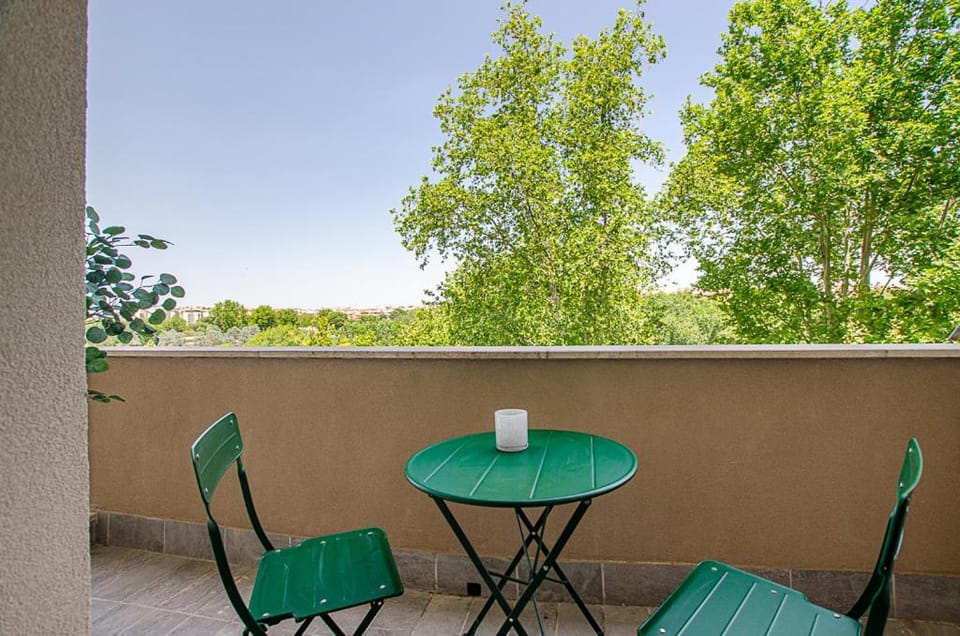 View (from property/room), Balcony/Terrace