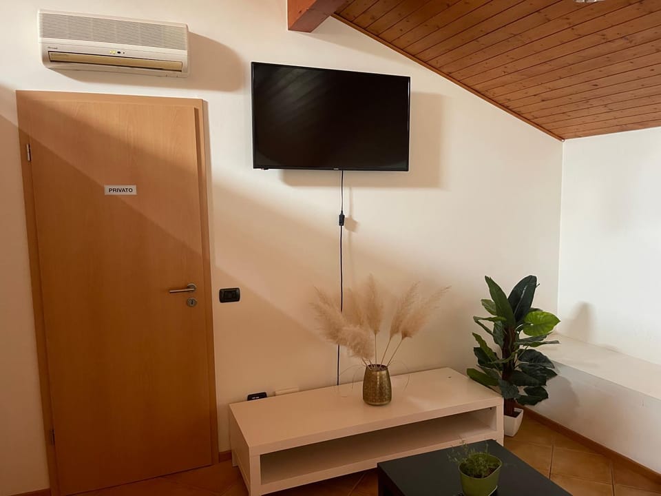 Chiasso Swiss Apartment by RentuGoo Travel Apartment in Canton of Ticino