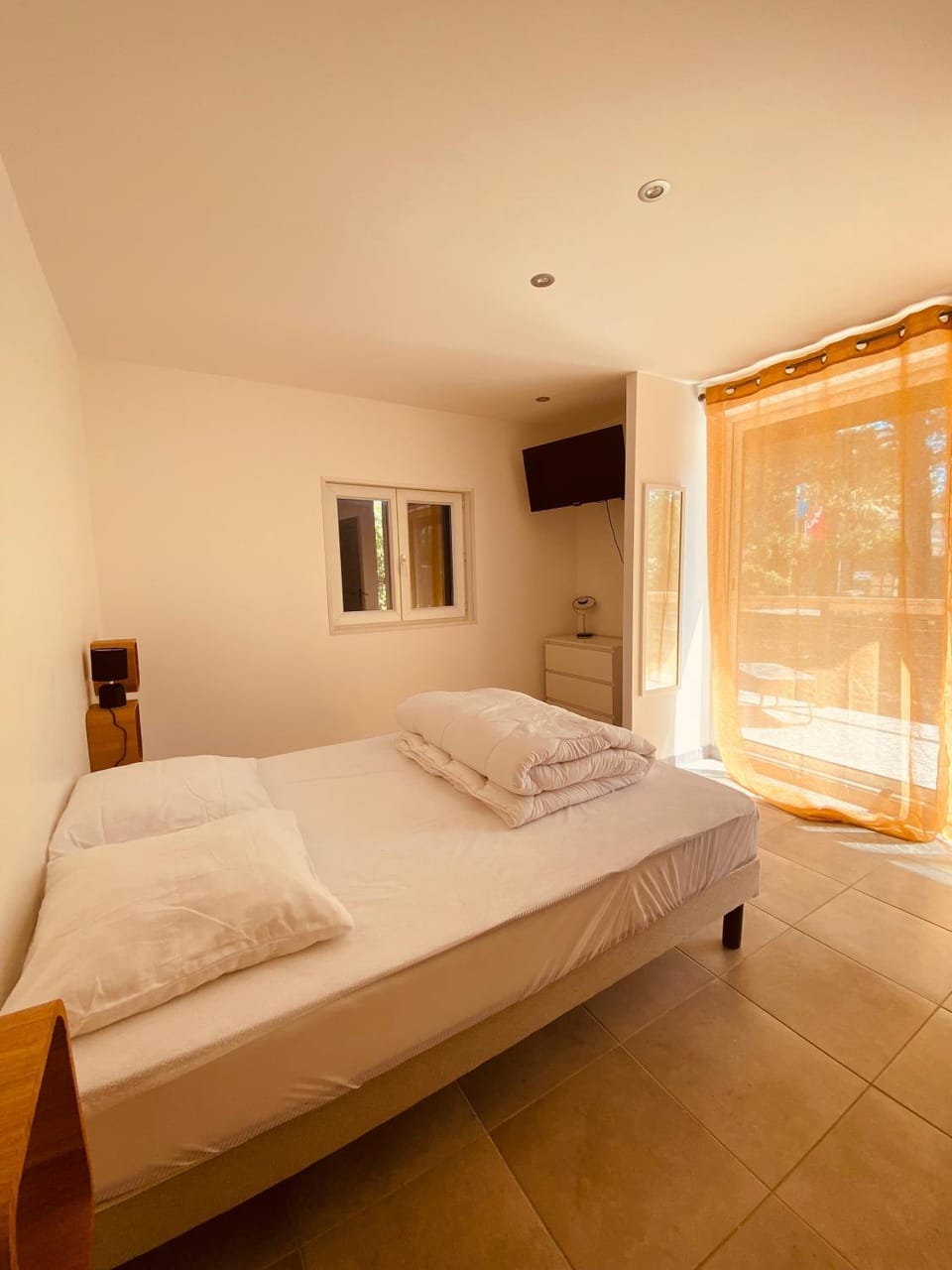 AGENCE JF IMMO-Maison sur terrain spacieux 6 personnes proche des plages - RARE - V0826 Villa in Vias
