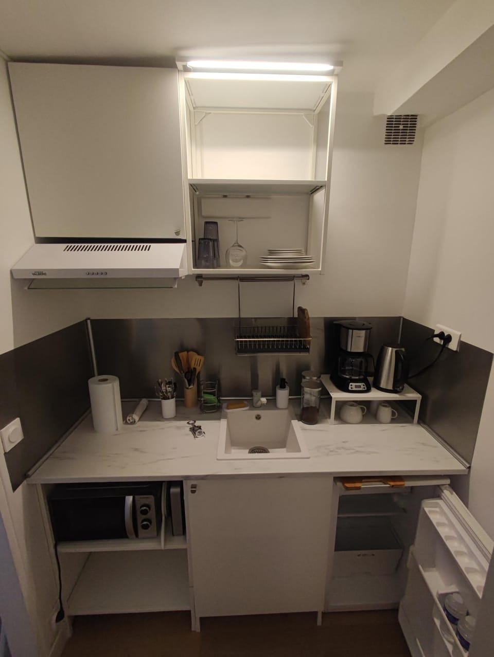 Coffee/tea facilities, Kitchen or kitchenette