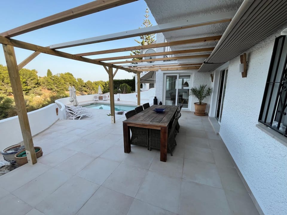 Villa Higuera House in Nerja