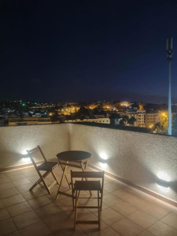 View (from property/room), Balcony/Terrace, Balcony/Terrace, City view, Quiet street view