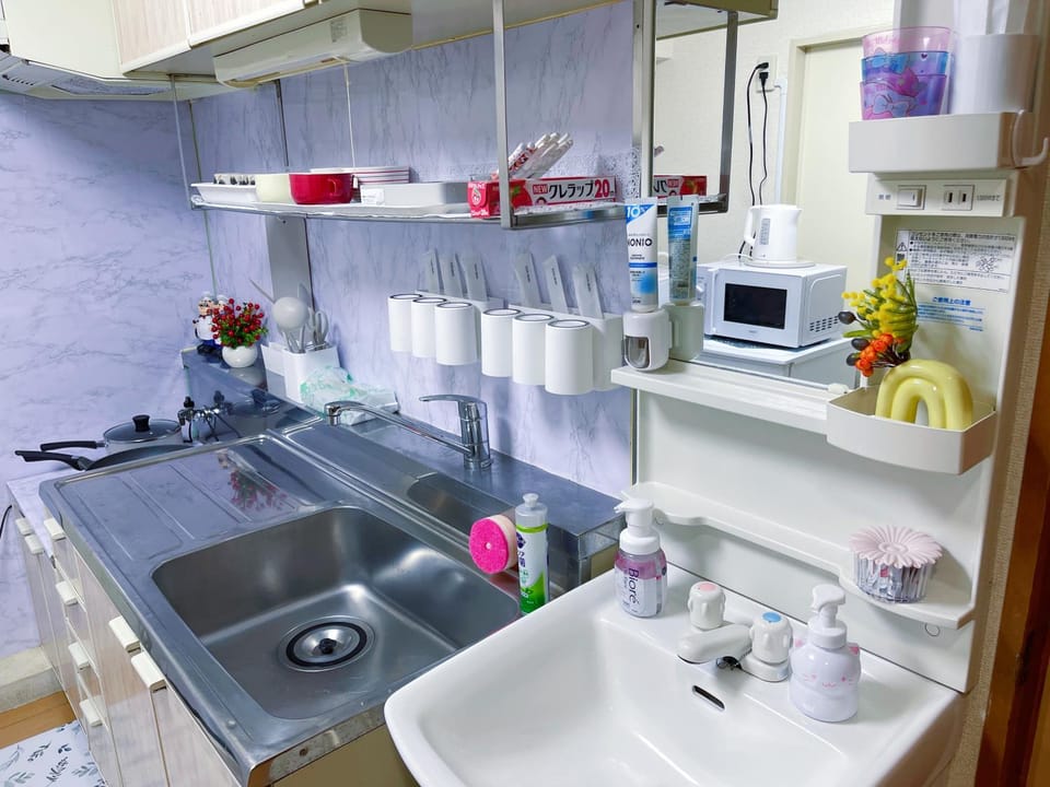 Kitchen or kitchenette