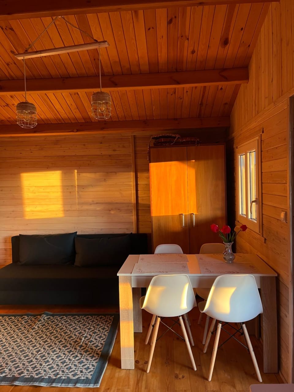 Domki nad stawem House in Poland
