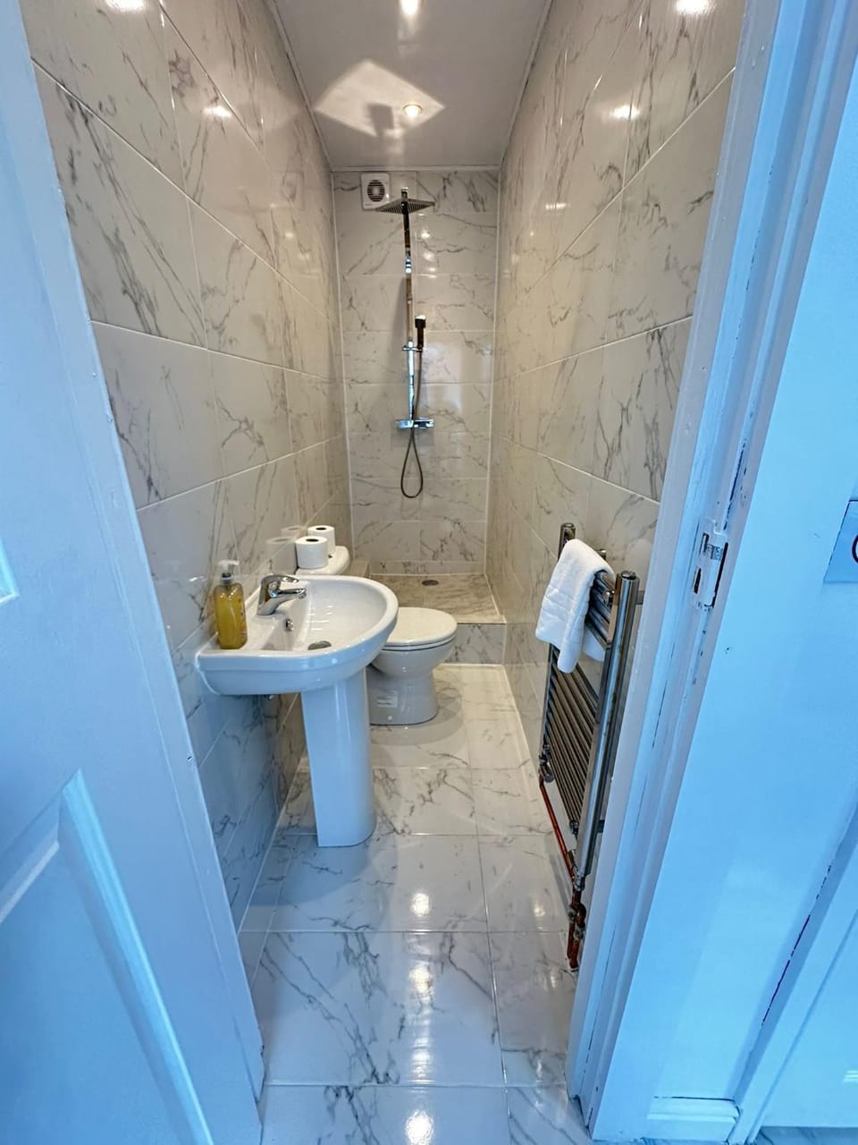 First floor one bedroom flat Bell Street Apartment in City of Westminster