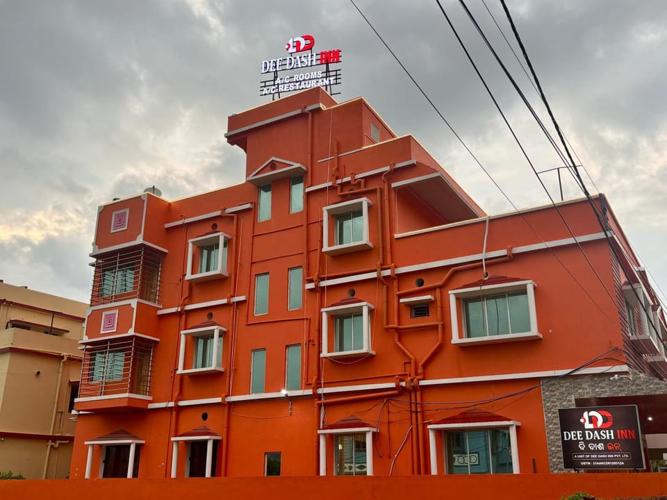 Property building, Day