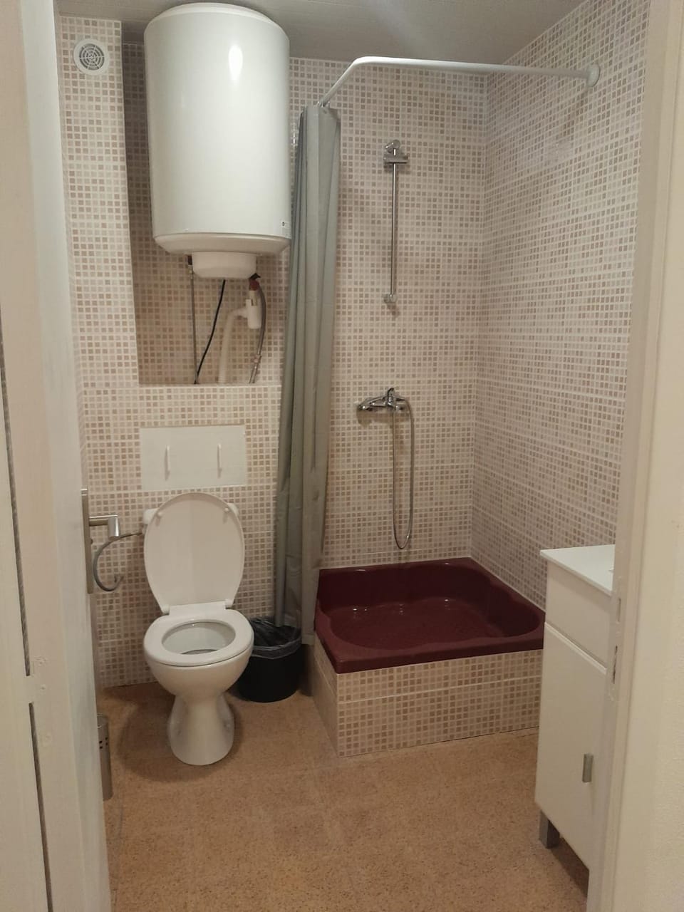 charmant studio avec balcon 2 Apartment in Perpignan