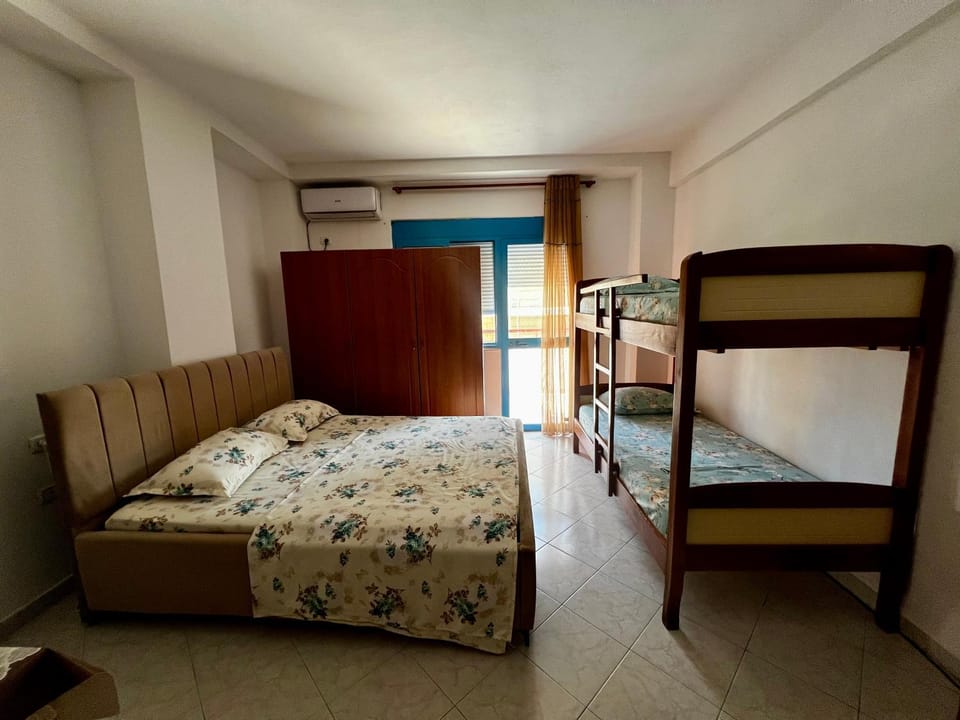 Bed, Photo of the whole room, Bedroom, bunk bed