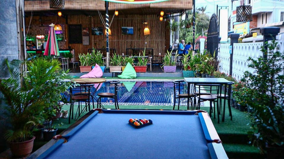 Restaurant/places to eat, Billiard, Garden, Pool view