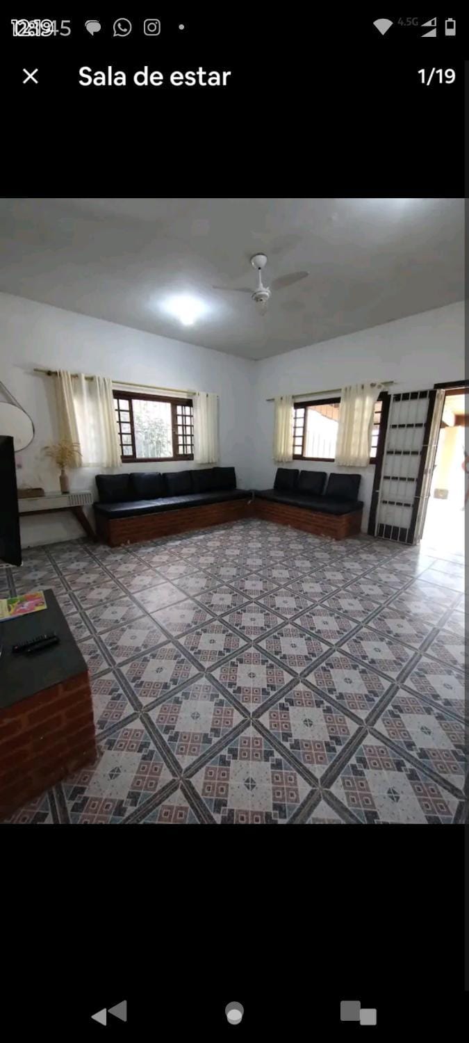 Casa Shalom House in Bertioga