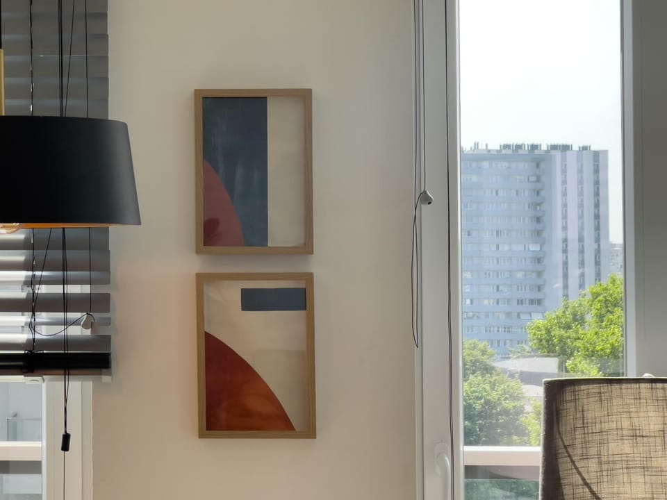 URBAN APARTMENTS PREMIUM Sokolska 30A Towers - No 58 - Gym & Sauna - Air Condition - Balcony - 2 Free Garage Apartment in Poland
