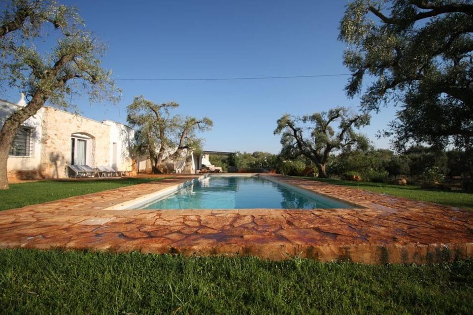 Property building, Day, Natural landscape, Garden, Garden view, Pool view, Swimming pool