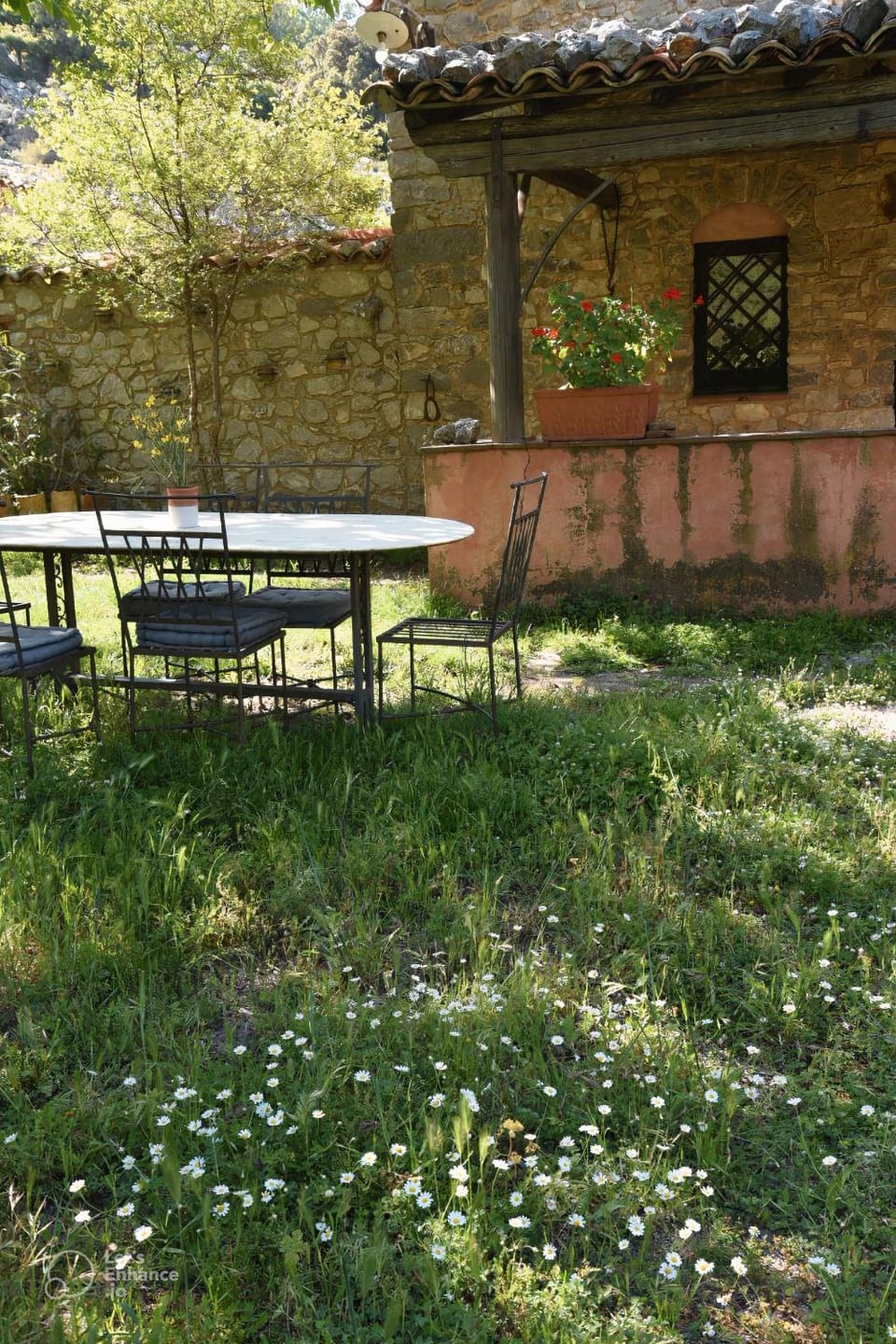 Dining area, Garden view