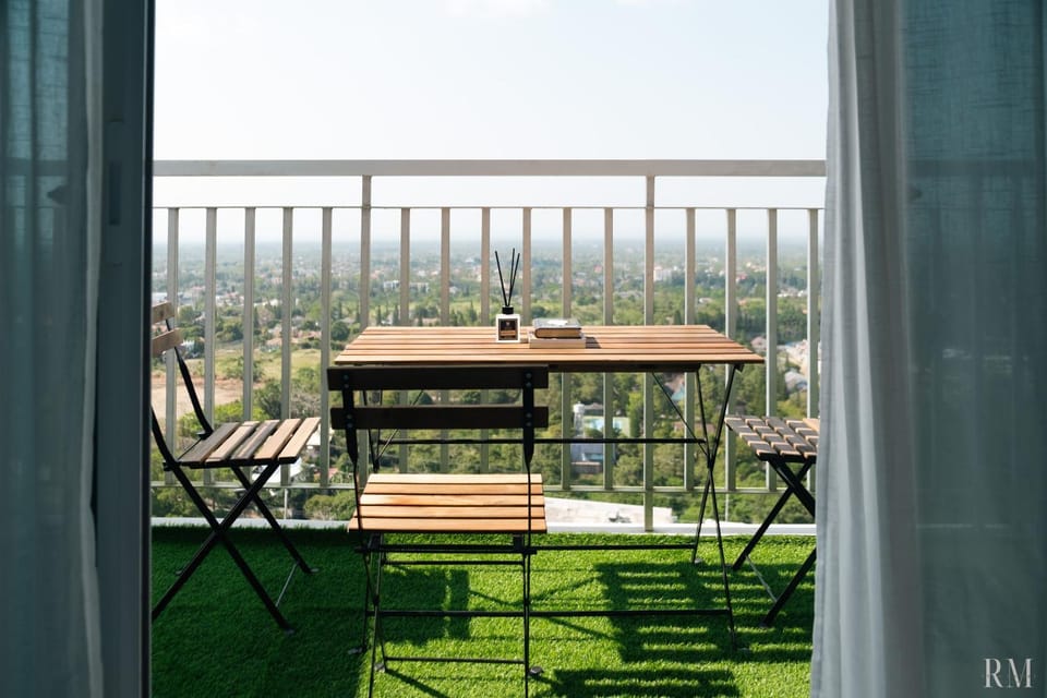 Patio, Day, Natural landscape, Balcony/Terrace
