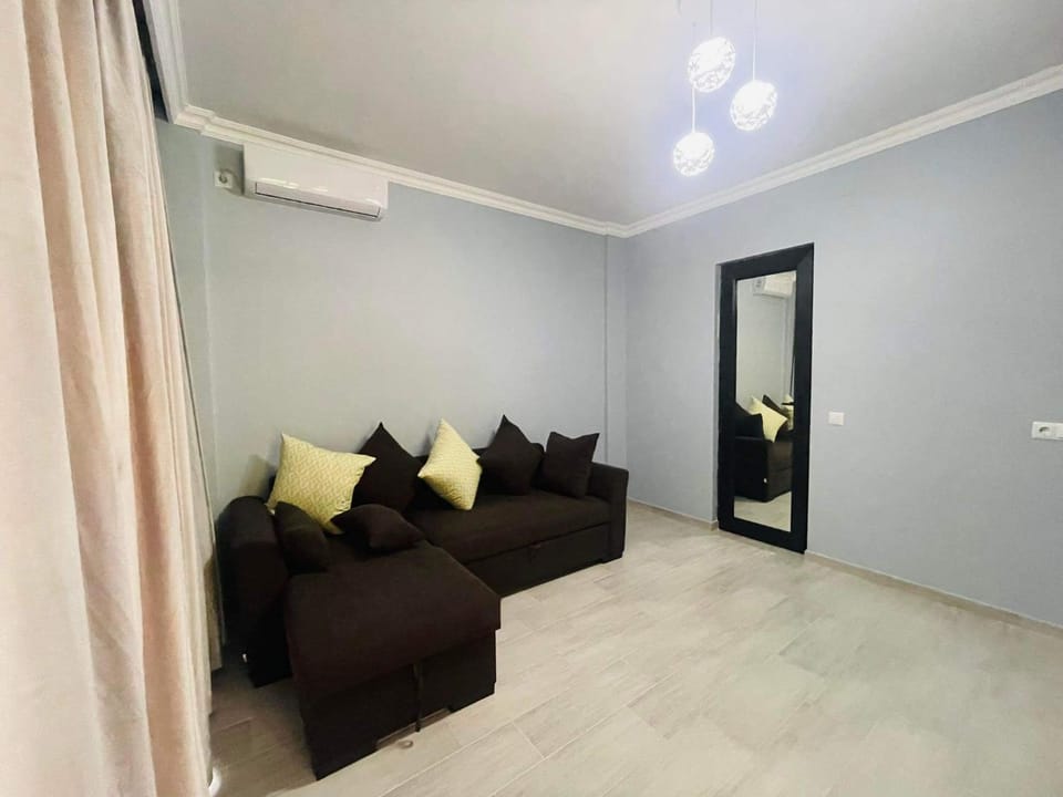 Living room, Photo of the whole room, Bedroom, air conditioner