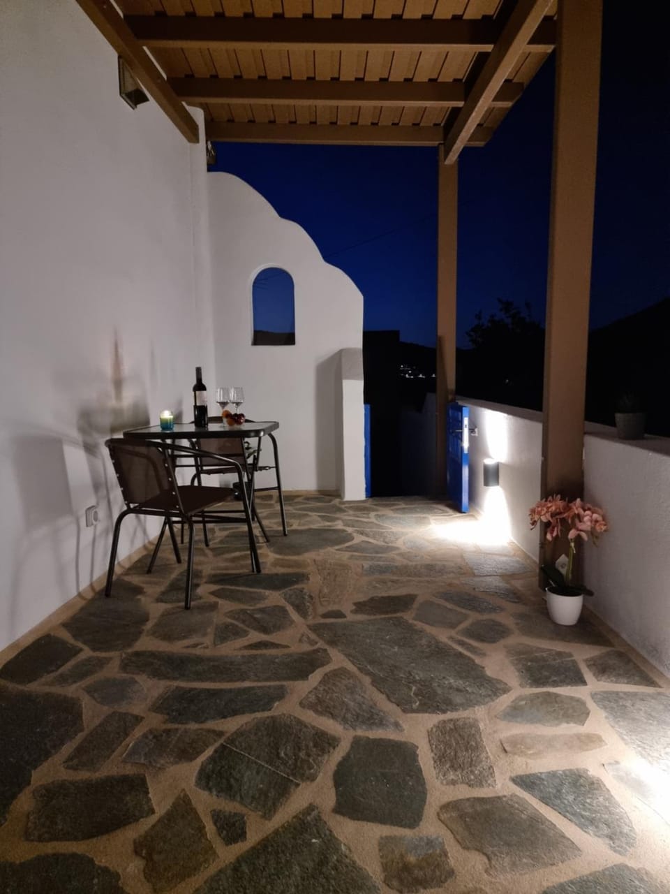 Night, Balcony/Terrace, Balcony/Terrace, Seating area, Dining area