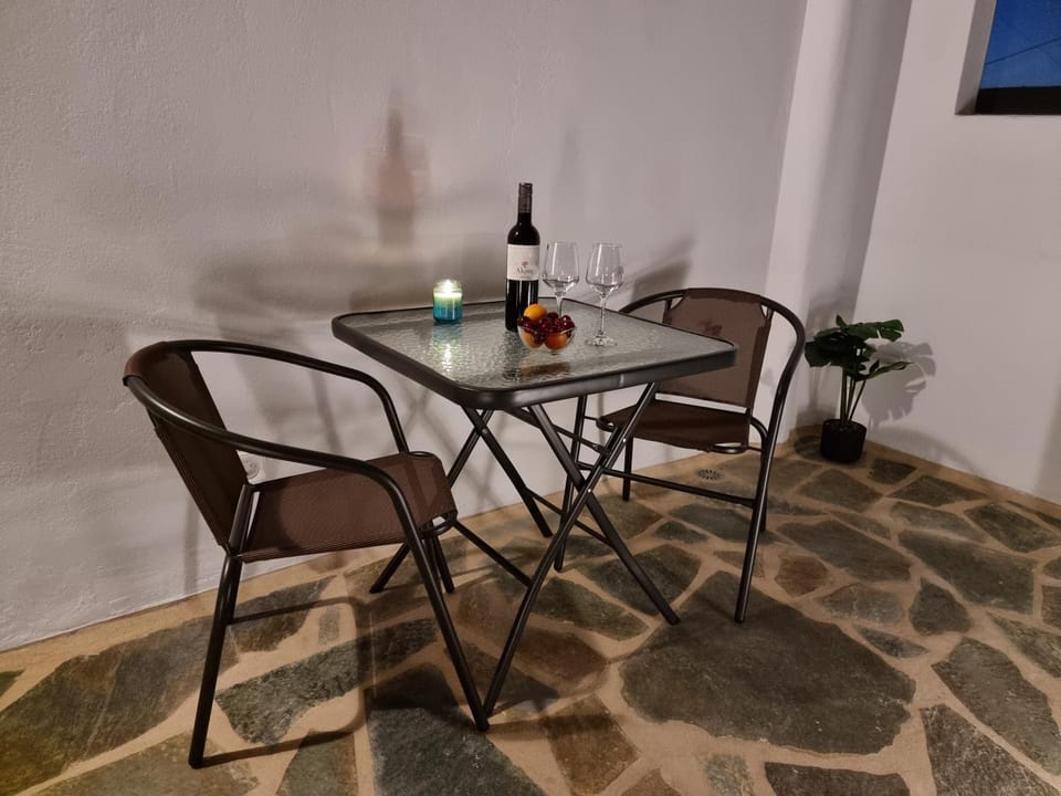 Night, Balcony/Terrace, Balcony/Terrace, Seating area, Dining area