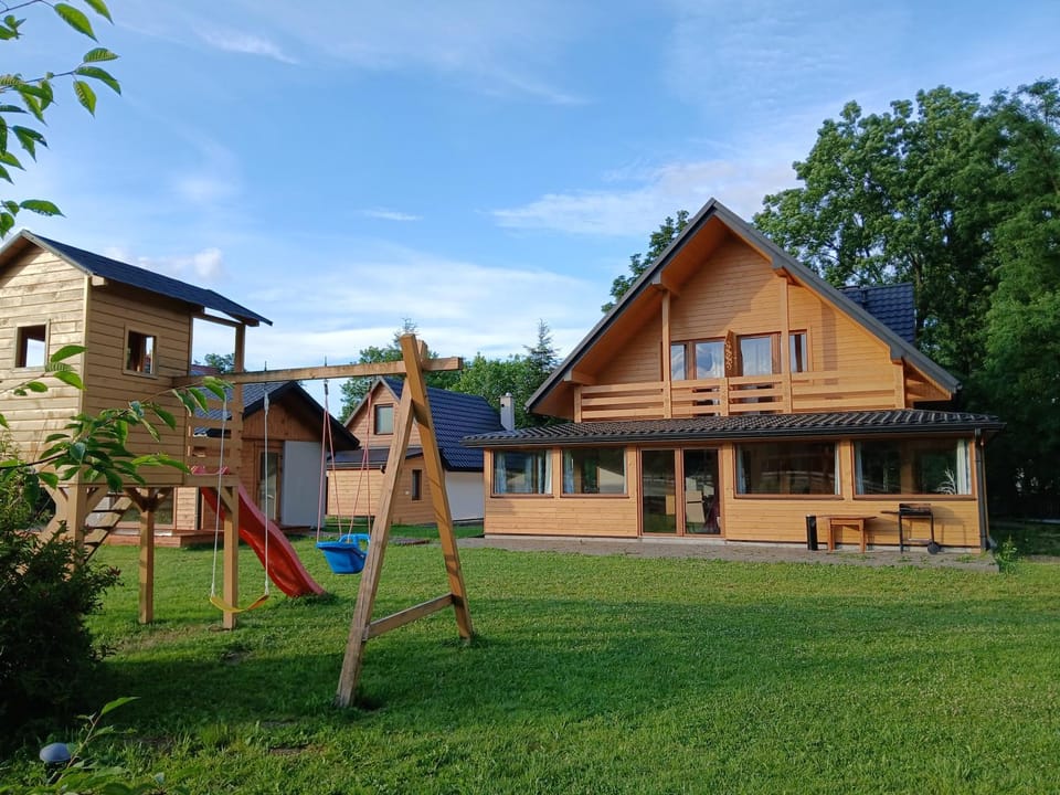Dom Pod Wierzbami Villa in Lesser Poland Voivodeship