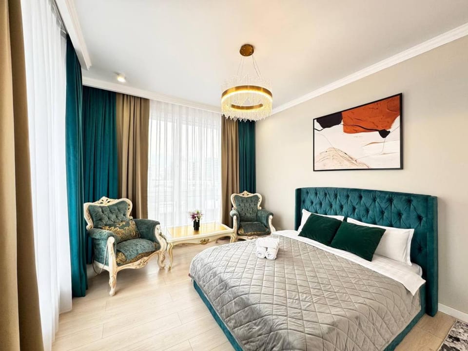 Bed, Living room