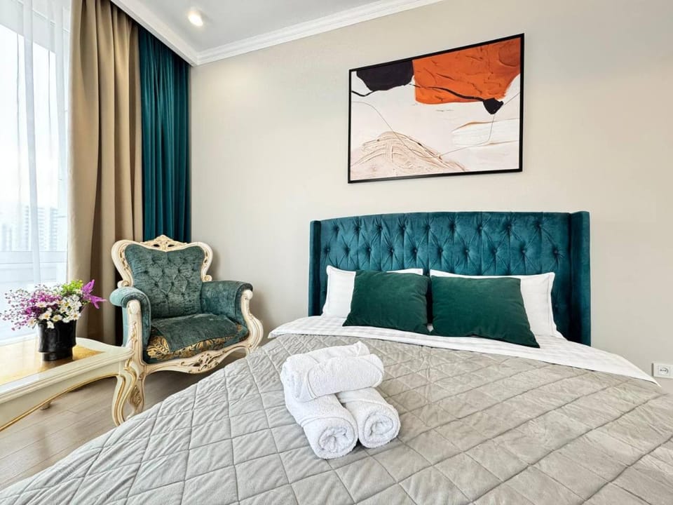 Bed, Living room
