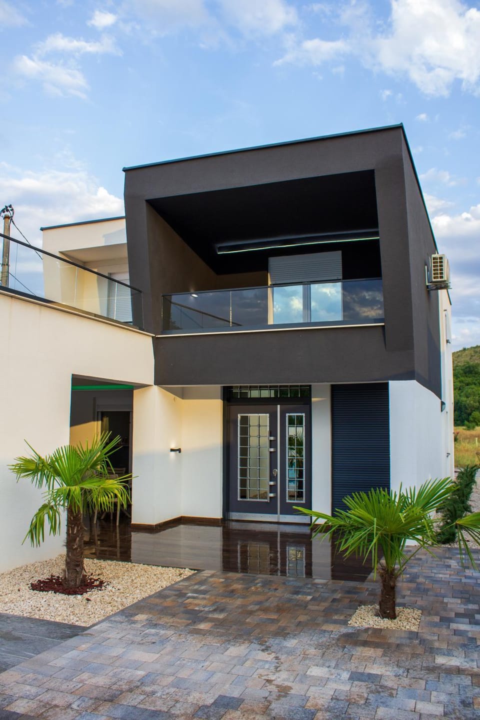 Property building, Balcony/Terrace