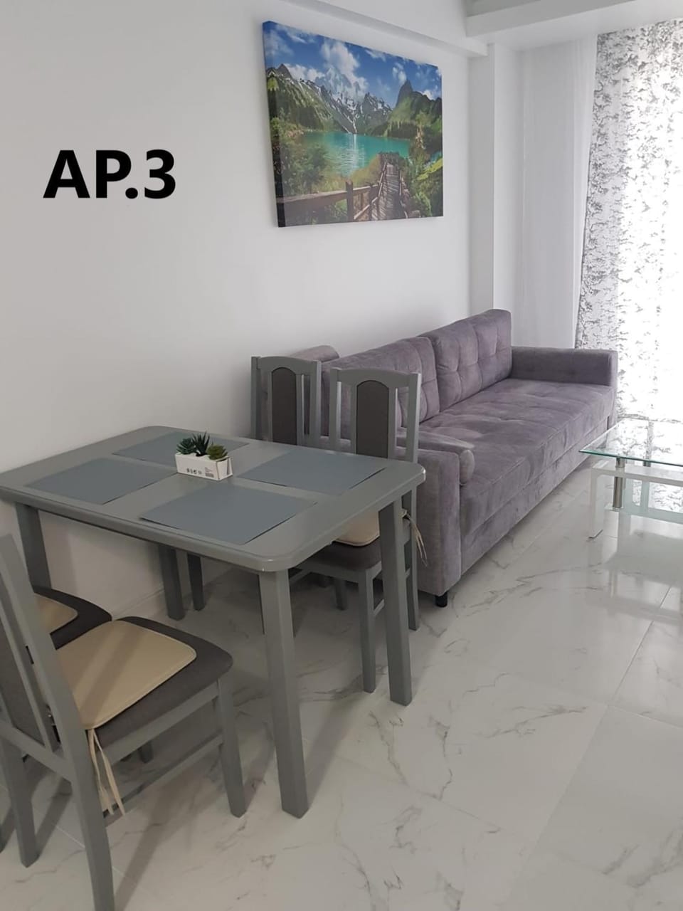 New Transilvania White Apartment in Cluj-Napoca