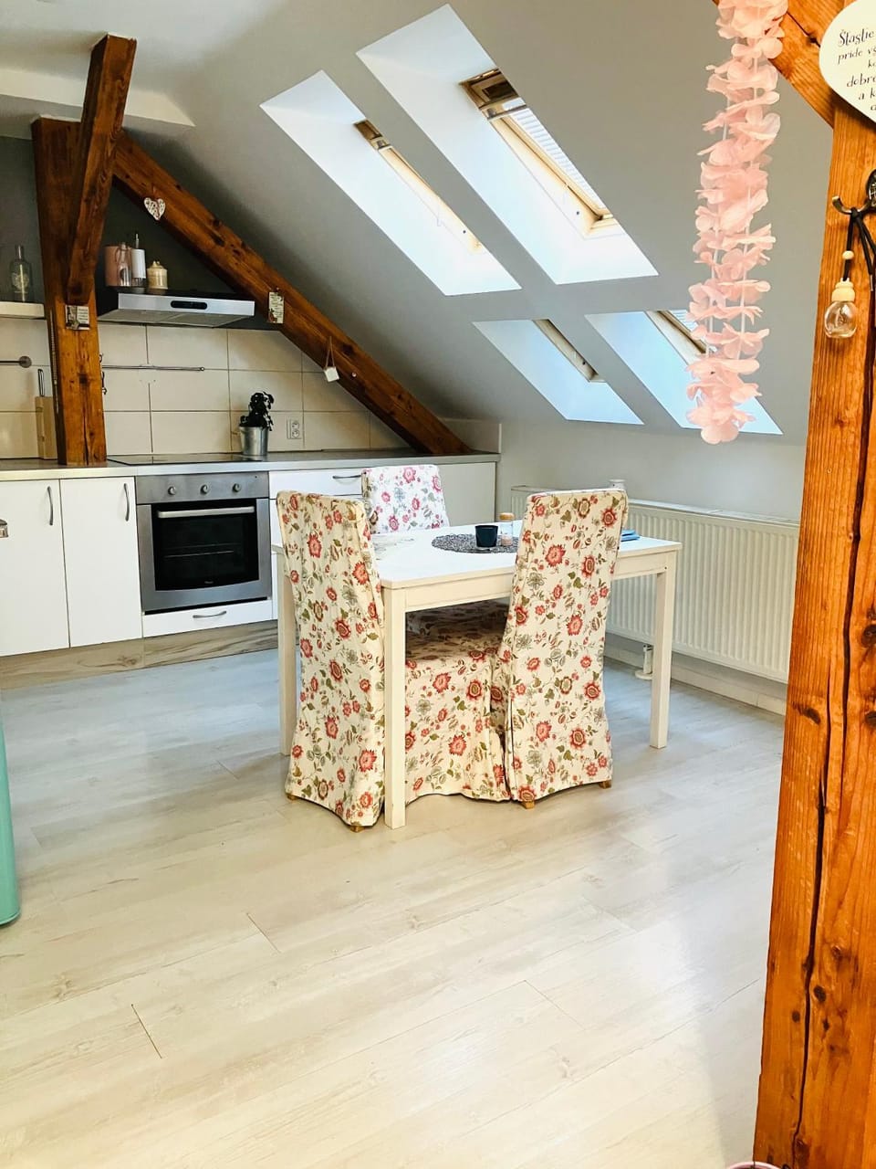 Loftový apartmán úplne centrum Apartment in Bratislava