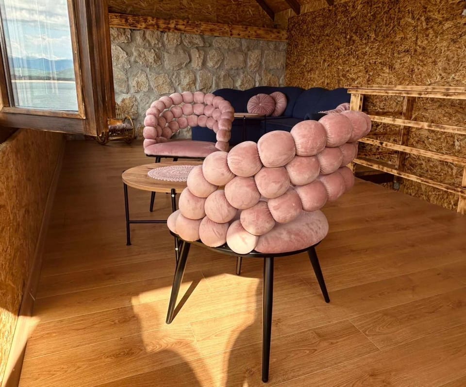 Seating area, Lake view