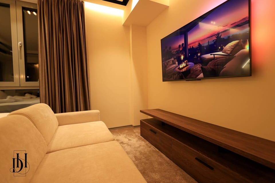 TV and multimedia, Seating area