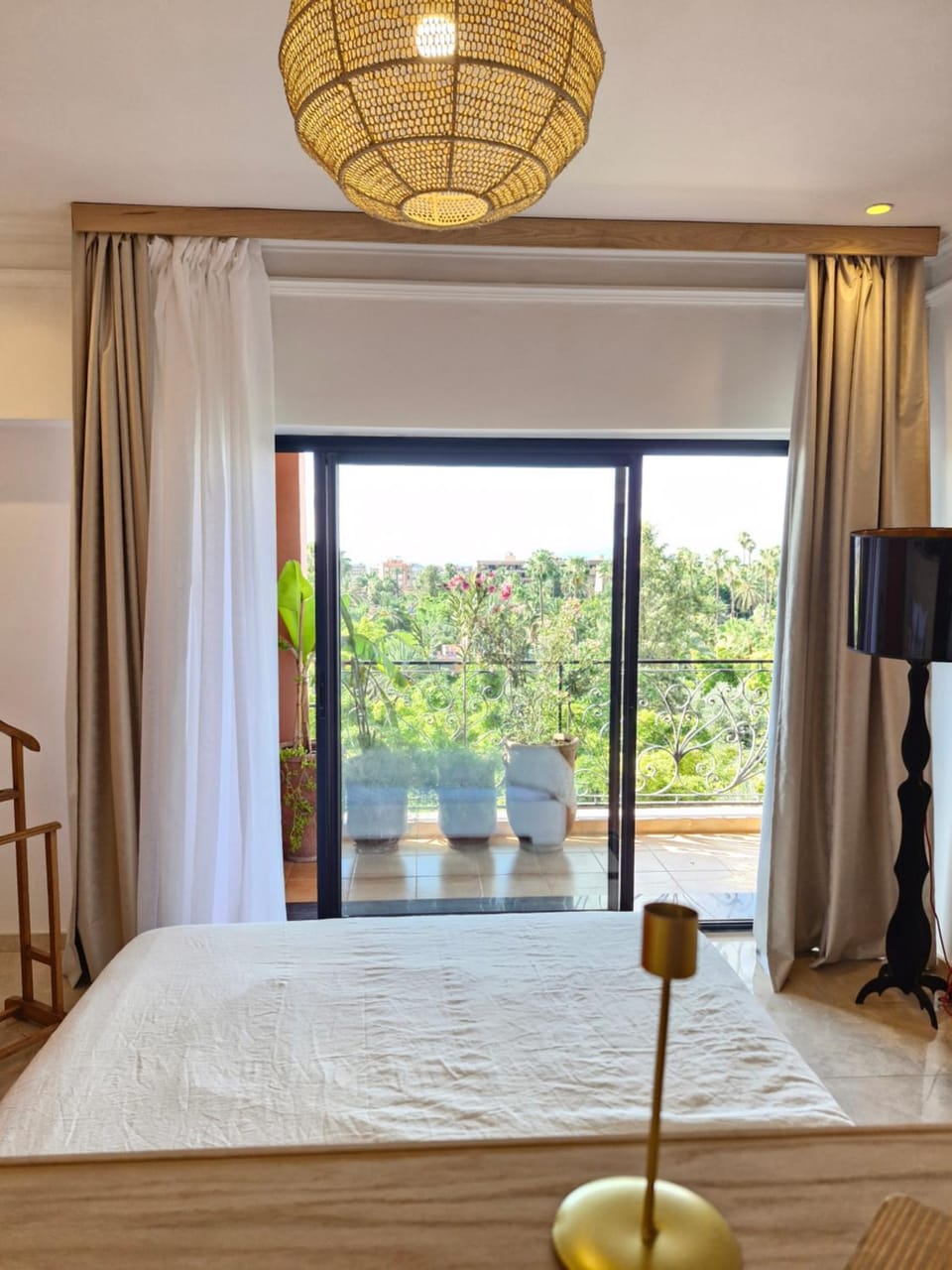 Duplex lumineux 220 m2 vue exclusive Jardins de Majorelle et atlas Apartment in Marrakesh