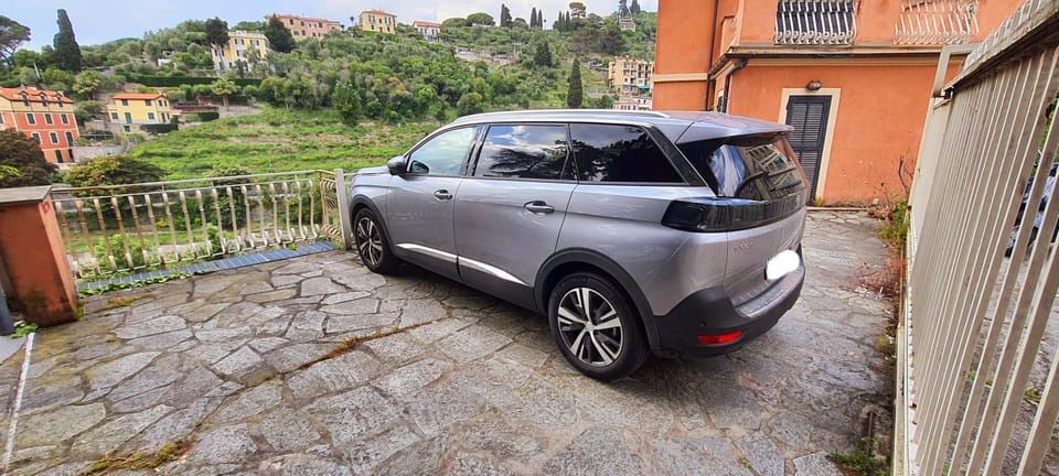 Private Parking, Terrace, Quite near the Sea Apartment in Rapallo