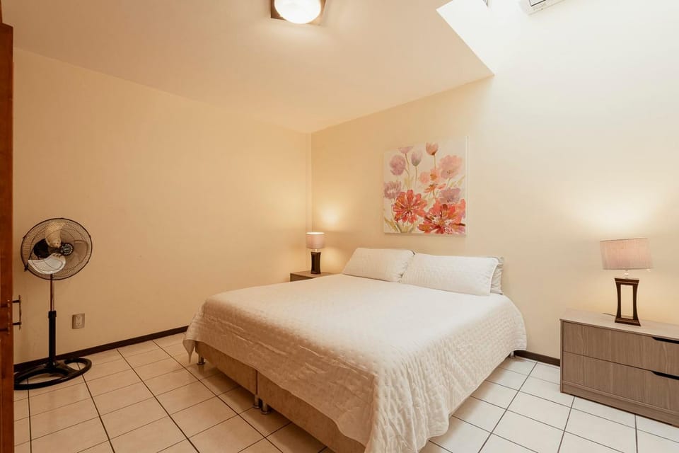 New Apt in Centro GDL Near Cathedral & Attractions Apartment in Guadalajara