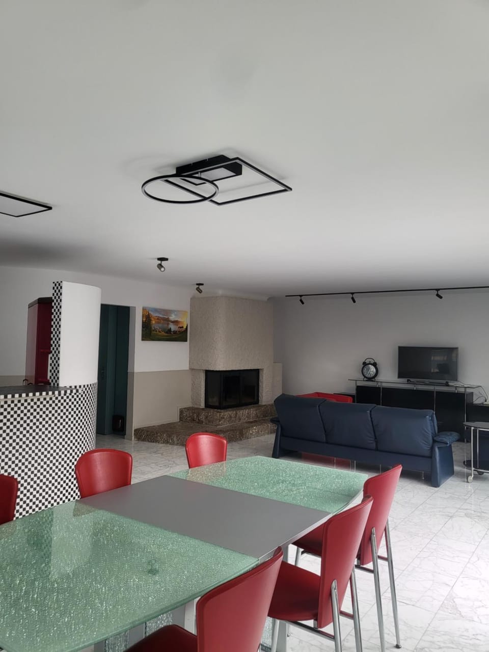 Living room, Seating area, Dining area