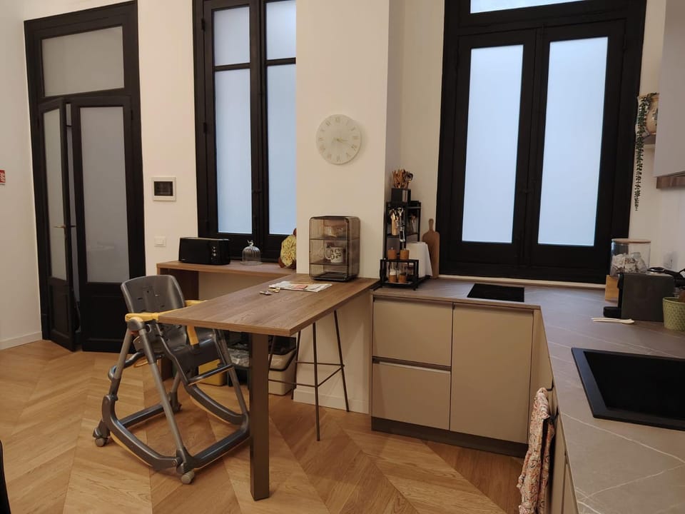 Kitchen or kitchenette