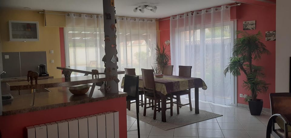 Charmante maison dans village Villa in Île-de-France