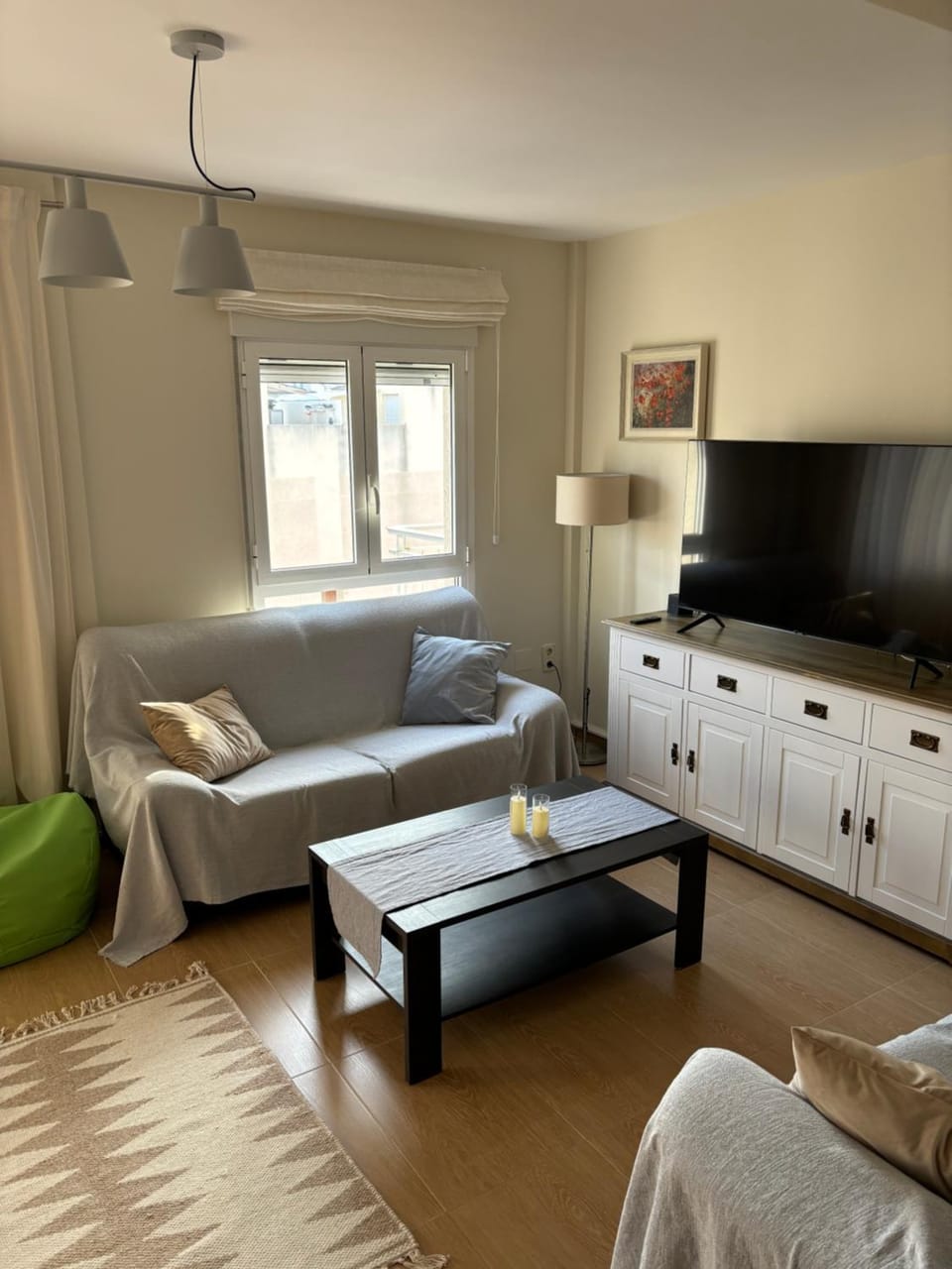 Communal lounge/ TV room, Living room