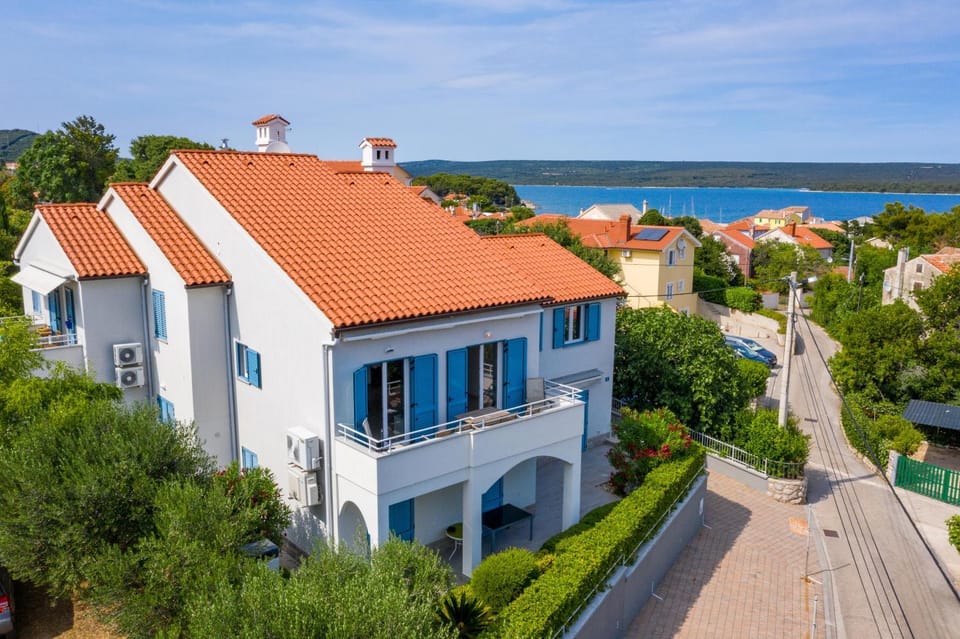 Property building, Sea view