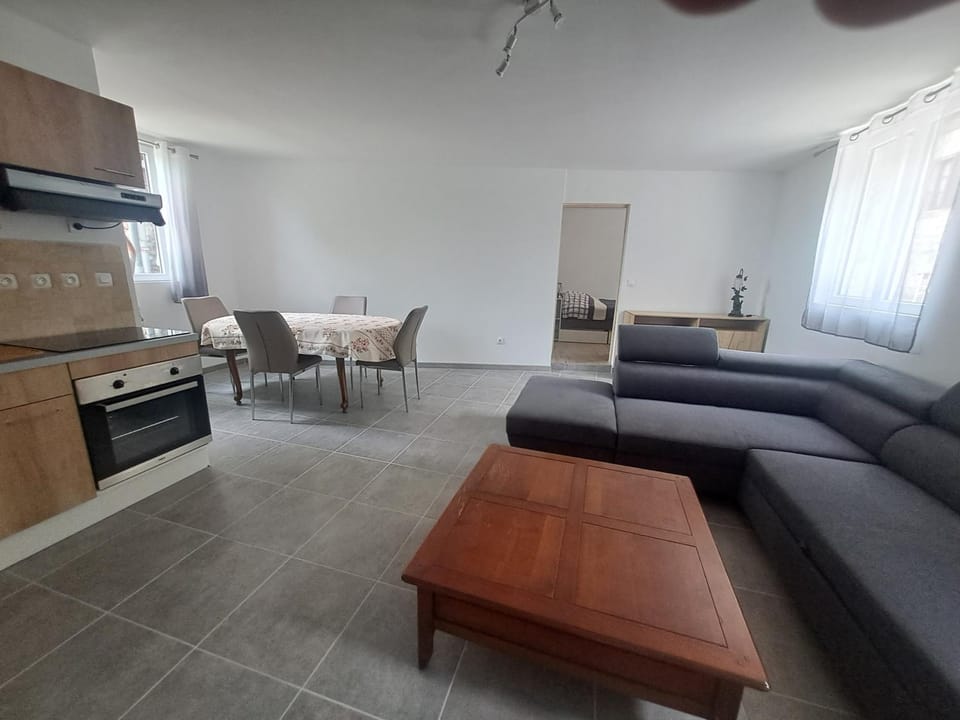 T2 Concoules Apartment in Auvergne-Rhône-Alpes