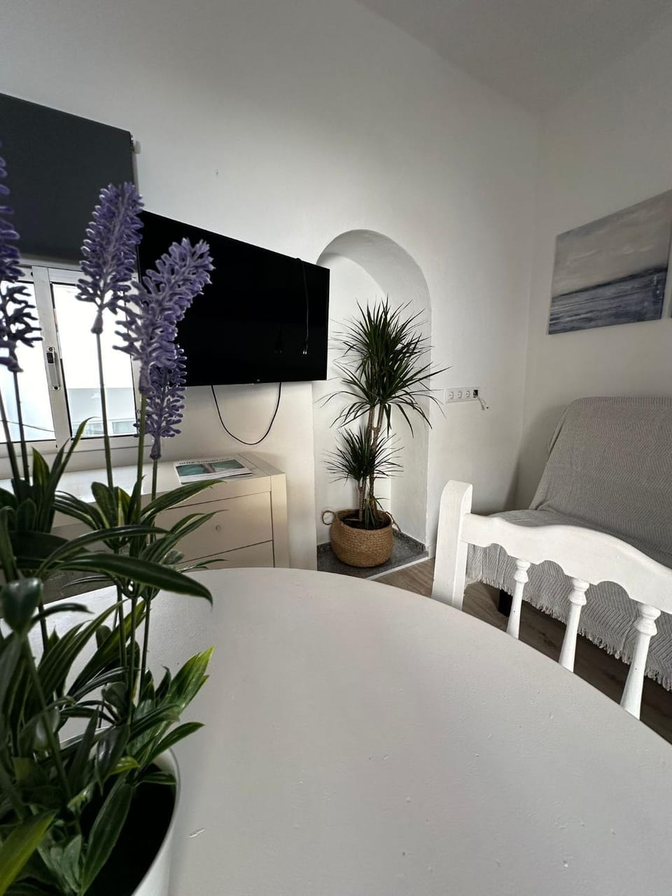 Communal lounge/ TV room