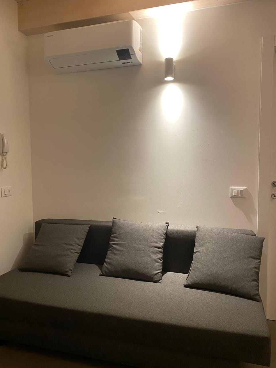 Living room, air conditioner