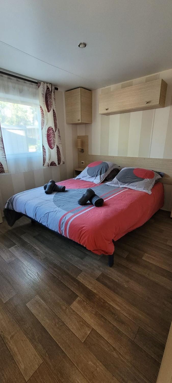 Mobil home camping Siblu des embruns Campground/ 
RV Resort in Lege-Cap-Ferret
