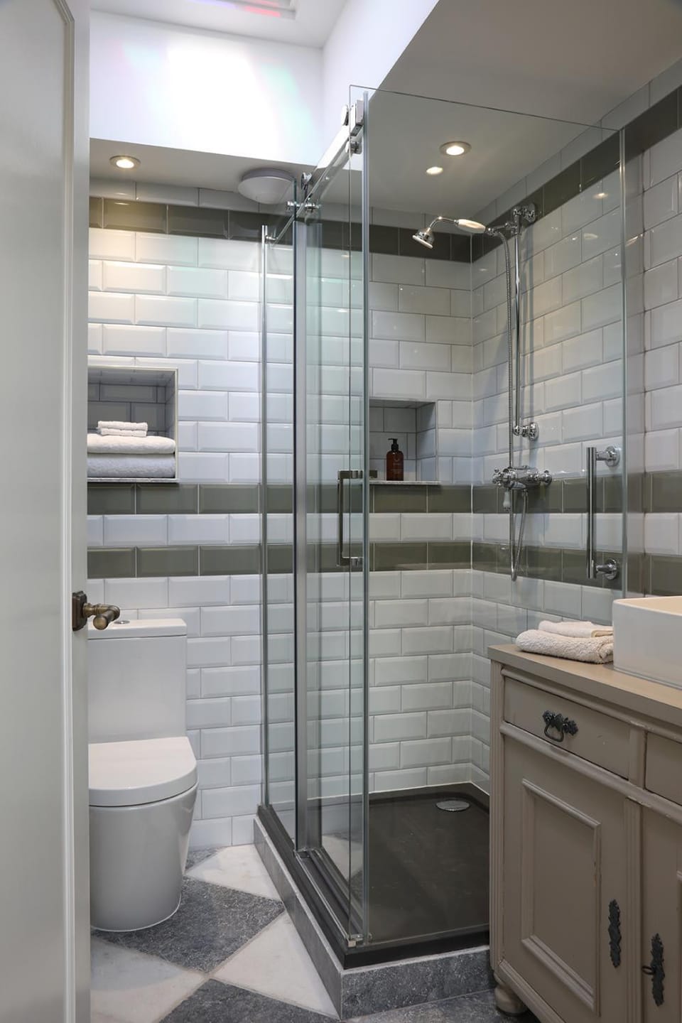 Shower, Toilet, Bathroom